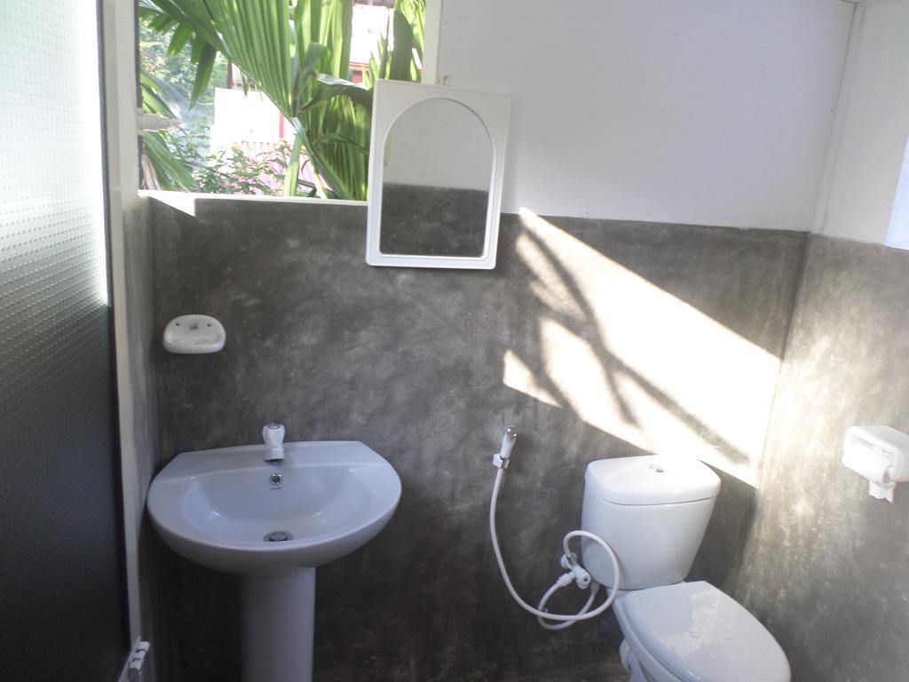 Appartamento Gold Ocean House Dikwella Esterno foto