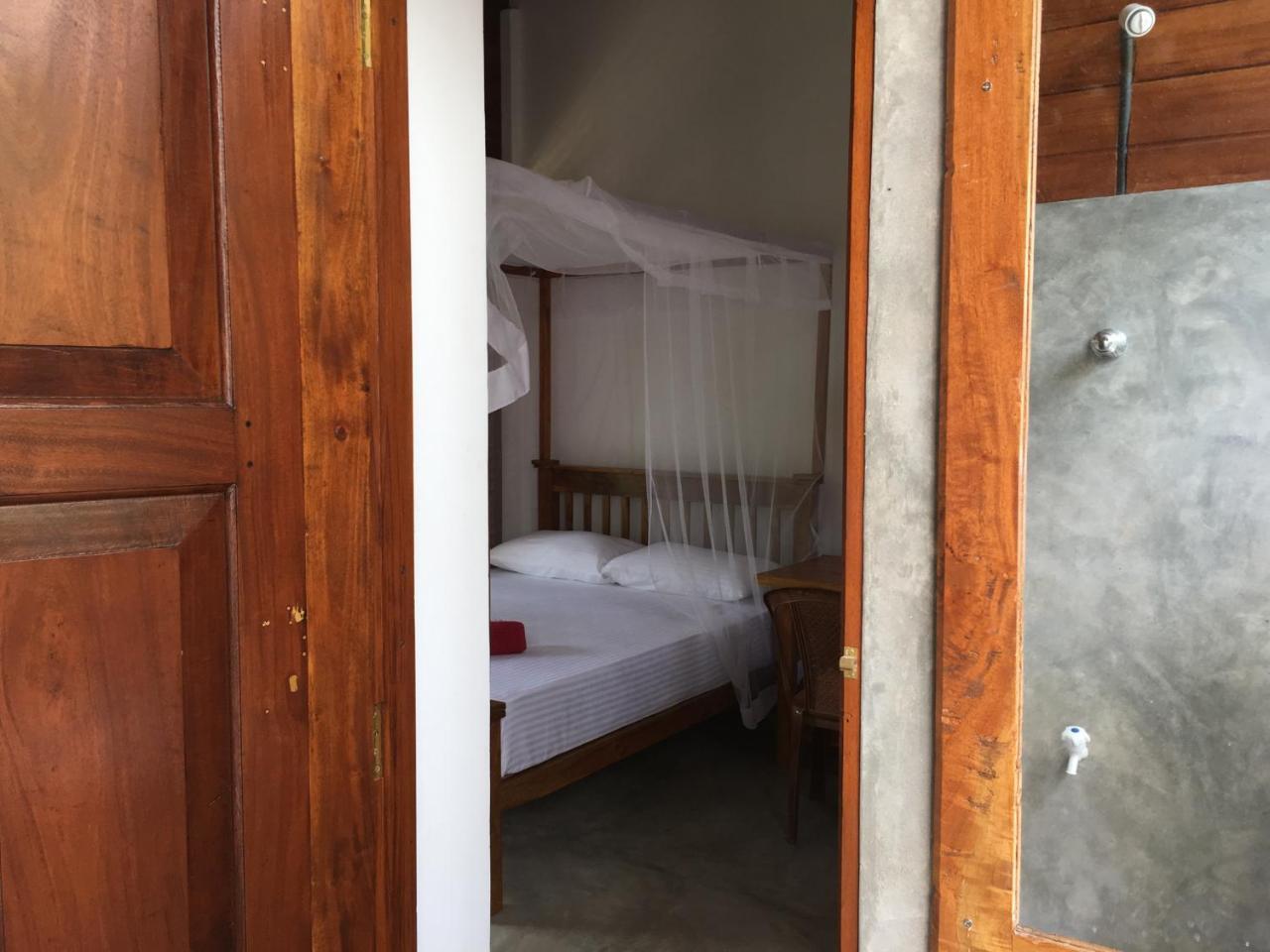 Appartamento Gold Ocean House Dikwella Esterno foto