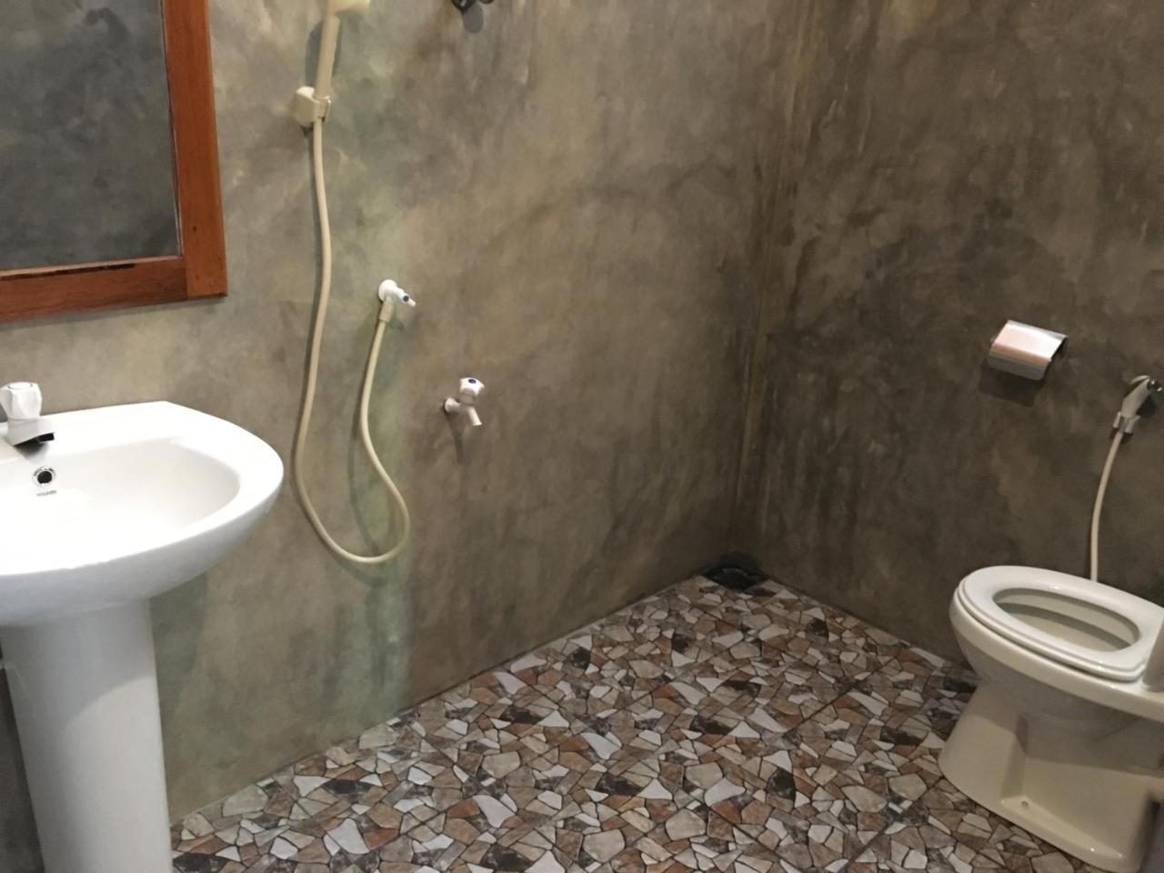 Appartamento Gold Ocean House Dikwella Esterno foto